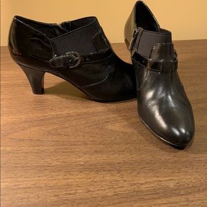 Circa Joan and David booties size 8.5